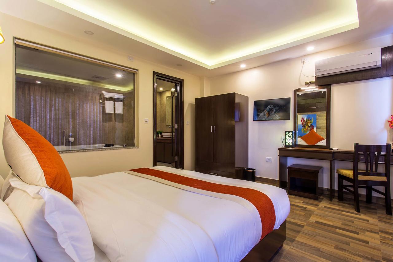 Bodhi Suites Boutique Hotel And Spa Покхара Экстерьер фото